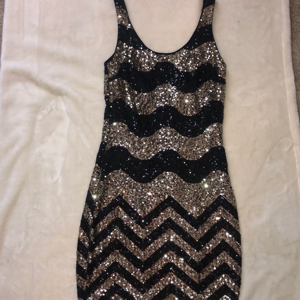 bebe black and gold sequin dress